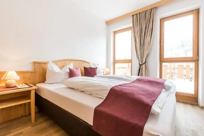 Ferienbauernhof Niedermuehlbichler *